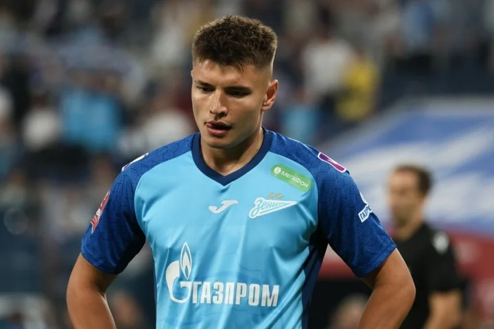 Хавбек «Зенита» Андрей Мостовой пропустит месяц из-за повреждения мышц бедра Хавбек «Зенита» Андрей Мостовой пропустит месяц из-за повреждения мышц бедра