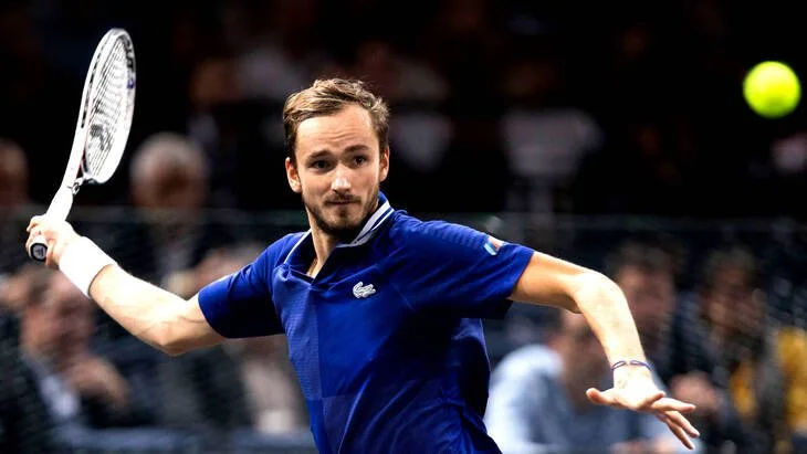 Медведев о том, что доиграл два матча подряд после часа ночи: «Просто хочу лечь спать» Медведев о том, что доиграл два матча подряд после часа ночи: «Просто хочу лечь спать»