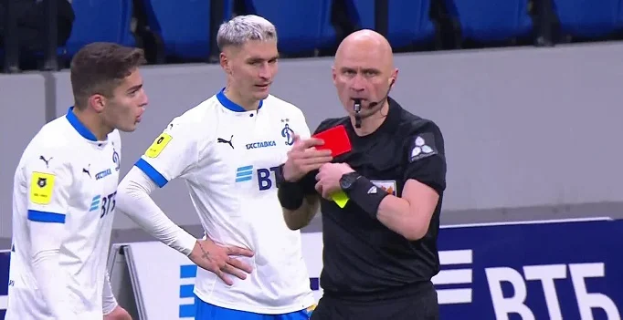 Сёмин о судействе в матче «Динамо» — «Спартак»: «На мой взгляд, надо дать игрокам вести борьбу, должно быть достаточно много агрессии» Сёмин о судействе в матче «Динамо» — «Спартак»: «На мой взгляд, надо дать игрокам вести борьбу, должно быть достаточно много агрессии»