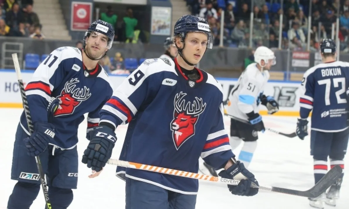 Ларионов высказался после 7:2 с «Амуром» Ларионов высказался после 7:2 с «Амуром»