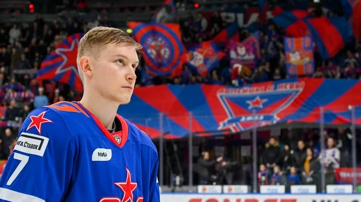 Василий Глотов после 5:9 с «Авангардом»: «Сегодняшний опыт даст нам много мотивации» Василий Глотов после 5:9 с «Авангардом»: «Сегодняшний опыт даст нам много мотивации»