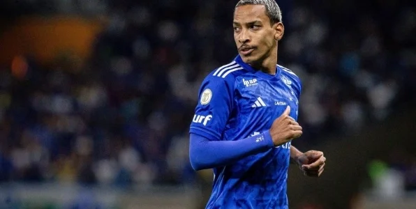 Селюк: «Зенит» не взял грех на душу и не подписал суицидника, а то он мог подойти к мосту Селюк: «Зенит» не взял грех на душу и не подписал суицидника, а то он мог подойти к мосту