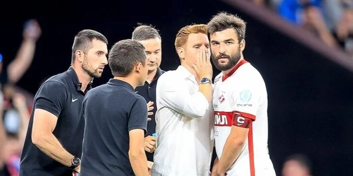 Непомнящий считает, что слова агента Джикии могут повлиять на атмосферу в «Спартаке» Непомнящий считает, что слова агента Джикии могут повлиять на атмосферу в «Спартаке»