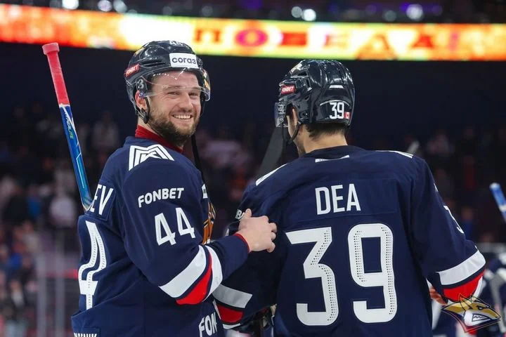 «Металлург» разгромил «Нефтехимик» – 8:3 «Металлург» разгромил «Нефтехимик» – 8:3