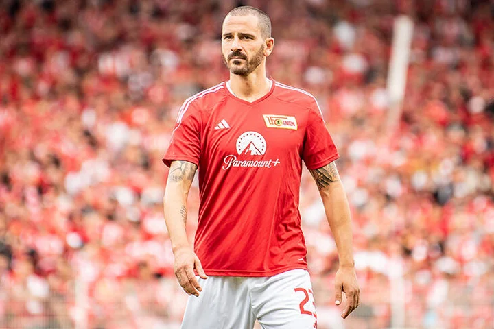 Леонардо Бонуччи может продолжить карьеру в «Роме» Леонардо Бонуччи может продолжить карьеру в «Роме»