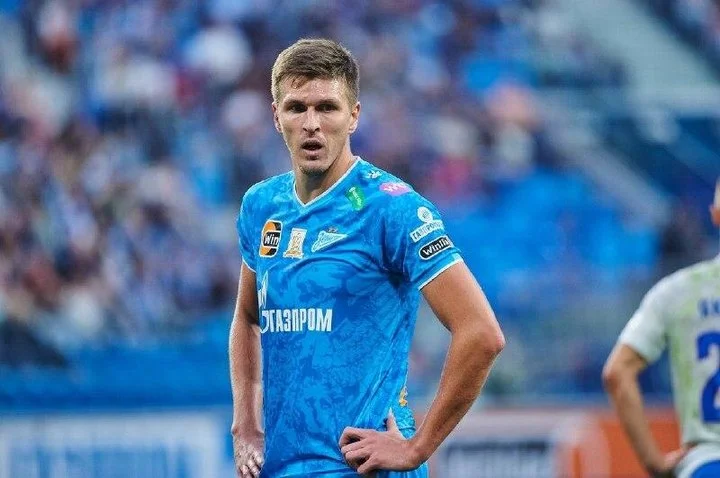 Фанаты встретили свистом первый гол Александра Соболева за «Зенит» Фанаты встретили свистом первый гол Александра Соболева за «Зенит»