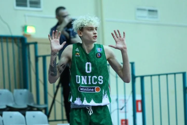 Сергей Полстянов перешел из УНИКСа в «Купол-Родники» на правах аренды Сергей Полстянов перешел из УНИКСа в «Купол-Родники» на правах аренды