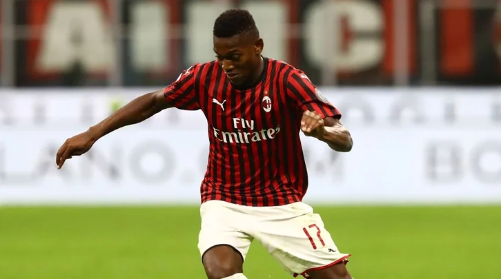 ПСЖ заинтересован в подписании нападающего «Милана» Рафаэлом Леау