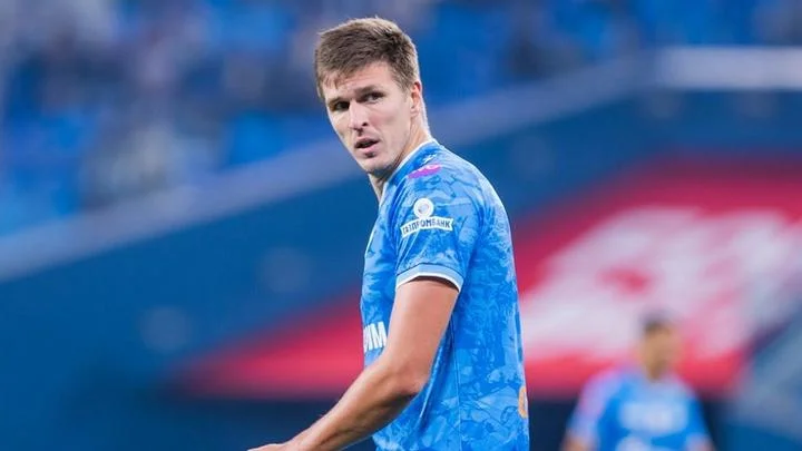 Виллиам де Оливейра о подписании Соболева в «Зенит»: «Мы зимой решили брать большого нападающего» Виллиам де Оливейра о подписании Соболева в «Зенит»: «Мы зимой решили брать большого нападающего»