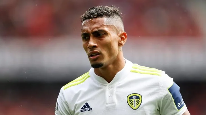 «Барселона» готова отдать 35 миллионов евро Рафинью из «Лидса» «Барселона» готова отдать 35 миллионов евро Рафинью из «Лидса»