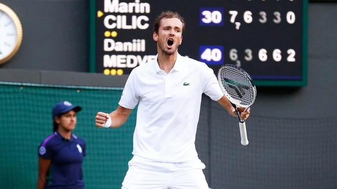 Медведев высказался о жалобах Руне на то, что его поставили на маленький корт