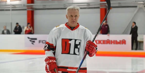 Фетисов: неправильно, что мы суем паспорт РФ иностранцам, для которых он не имеет значения