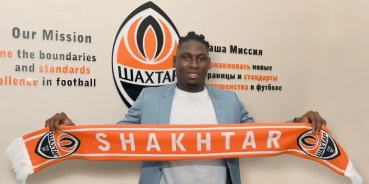 Бордеяну: Траоре будет зарабатывать в «Шахтёре» € 2 млн в год + бонусы. Были предложения из топ-лиг, но финансовый аспект сыграл роль Бордеяну: Траоре будет зарабатывать в «Шахтёре» € 2 млн в год + бонусы. Были предложения из топ-лиг, но финансовый аспект сыграл роль