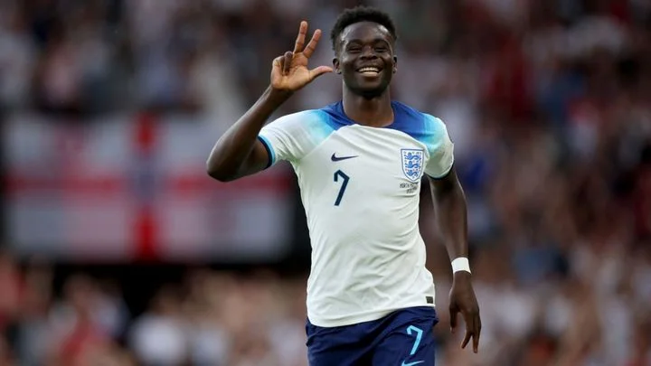 Хет-трик Сака и дубль Кейна помогли Англии разгромить Северную Македонию – 7:0 Хет-трик Сака и дубль Кейна помогли Англии разгромить Северную Македонию – 7:0