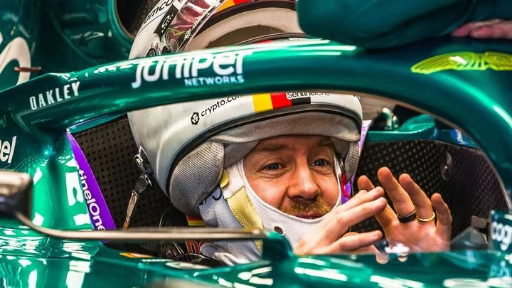 Себастьян Феттель: «Я бы хотел сказать, что ухожу навсегда, но если честно – не знаю. Все вокруг говорят, что через три месяца я захочу вернуться» Себастьян Феттель: «Я бы хотел сказать, что ухожу навсегда, но если честно – не знаю. Все вокруг говорят, что через три месяца я захочу вернуться»