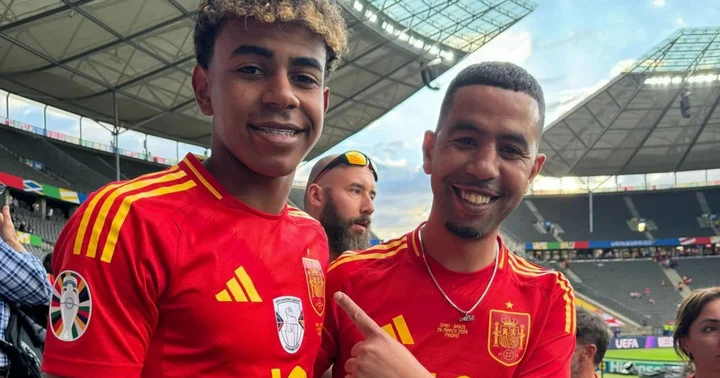 Отца Ламина Ямаля выписали из больницы после ножевых ранений Отца Ламина Ямаля выписали из больницы после ножевых ранений