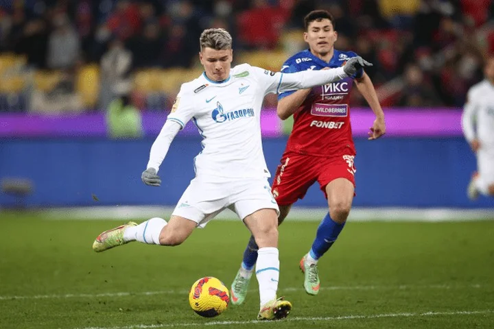 Андрей Червиченко: «Даже если «Зениту» не удастся победить, то интриги в чемпионате больше нет. Интрига убита. Морально «Спартак» уже не готов догонять» Андрей Червиченко: «Даже если «Зениту» не удастся победить, то интриги в чемпионате больше нет. Интрига убита. Морально «Спартак» уже не готов догонять»