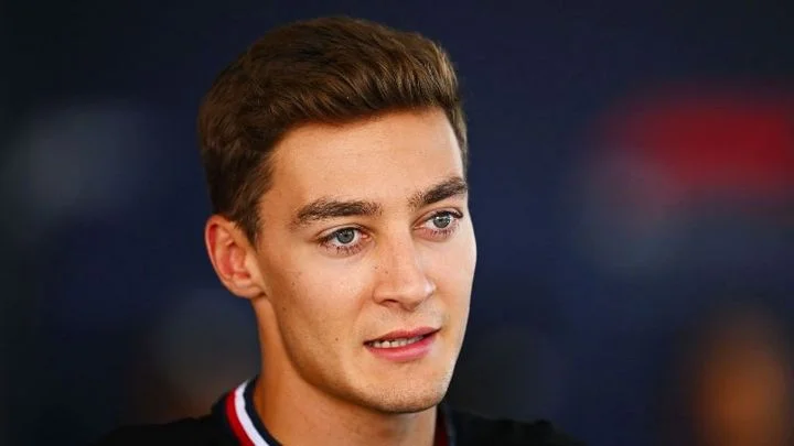 Пилот «Мерседеса» Джордж Расселл: «На бумаге трасса в Сингапуре должна подойти нашей машине» Пилот «Мерседеса» Джордж Расселл: «На бумаге трасса в Сингапуре должна подойти нашей машине»