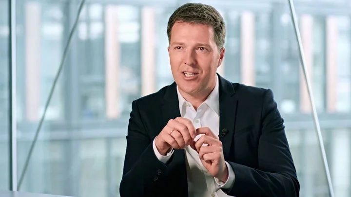 Гендиректор Суперлиги Бернд Райхарт: «Легко заполним 64 места» Гендиректор Суперлиги Бернд Райхарт: «Легко заполним 64 места»