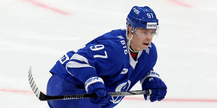 Виталий Давыдов: «Гусеву нет смысла дергаться, но, видимо, энхаэловская мечта по-прежнему на Никиту давит» Виталий Давыдов: «Гусеву нет смысла дергаться, но, видимо, энхаэловская мечта по-прежнему на Никиту давит»