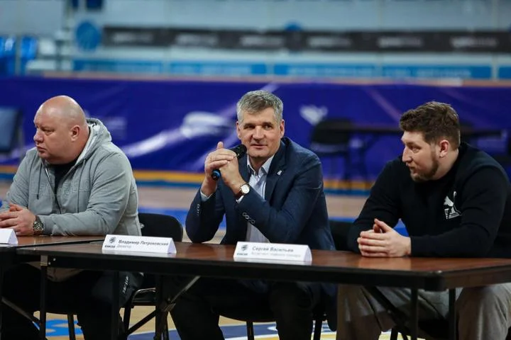 Владимир Петроковский: «Енисею» придется резко омолодить состав» Владимир Петроковский: «Енисею» придется резко омолодить состав»