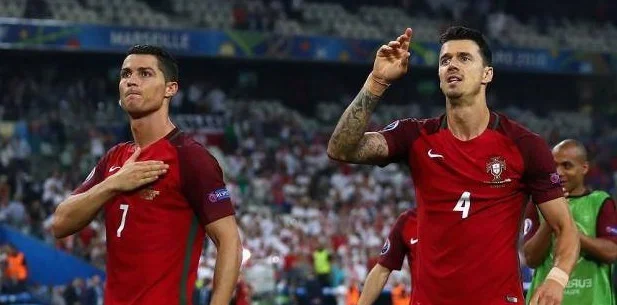 У Роналду ассист и гол в двух матчах за клуб и сборную У Роналду ассист и гол в двух матчах за клуб и сборную