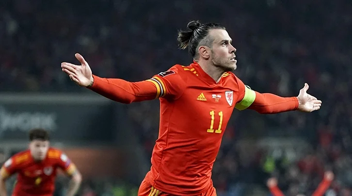 Гарет Бэйл после двух голов в ворота сборной Австрии: «Критикам должно быть стыдно» Гарет Бэйл после двух голов в ворота сборной Австрии: «Критикам должно быть стыдно»