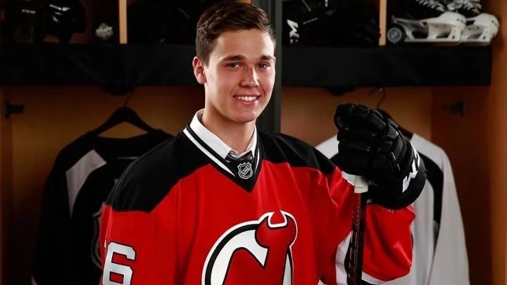 Директор «Спартака» Роман Беляев о решении Мальцева подписать контракт в НХЛ: «Сделал ли он правильный выбор, покажет новый сезон» Директор «Спартака» Роман Беляев о решении Мальцева подписать контракт в НХЛ: «Сделал ли он правильный выбор, покажет новый сезон»