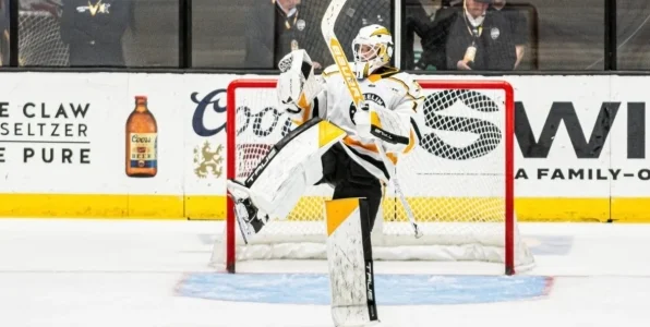 Хоккеист Мурашов: в городе США было немного развлечений, но я и сам с Ярославля Хоккеист Мурашов: в городе США было немного развлечений, но я и сам с Ярославля