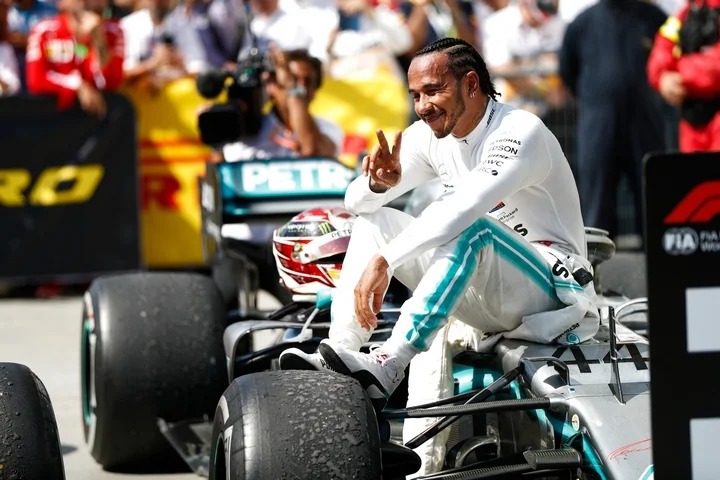 Льюис Хэмилтон: «Мы не слишком быстры. Однако довольно часто видим такую картину в пятницу, после чего в субботу ситуация начинает меняться к лучшему» Льюис Хэмилтон: «Мы не слишком быстры. Однако довольно часто видим такую картину в пятницу, после чего в субботу ситуация начинает меняться к лучшему»