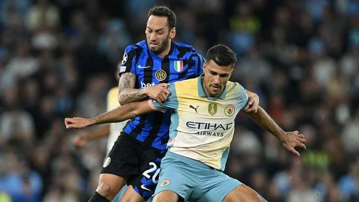 Хакан Чалханоглу после матча с «Сити»: «Мы довольны ничьей» Хакан Чалханоглу после матча с «Сити»: «Мы довольны ничьей»