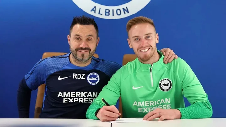 «Брайтон» продлил контракт с вратарём Джейсоном Стилом до 2026 года «Брайтон» продлил контракт с вратарём Джейсоном Стилом до 2026 года