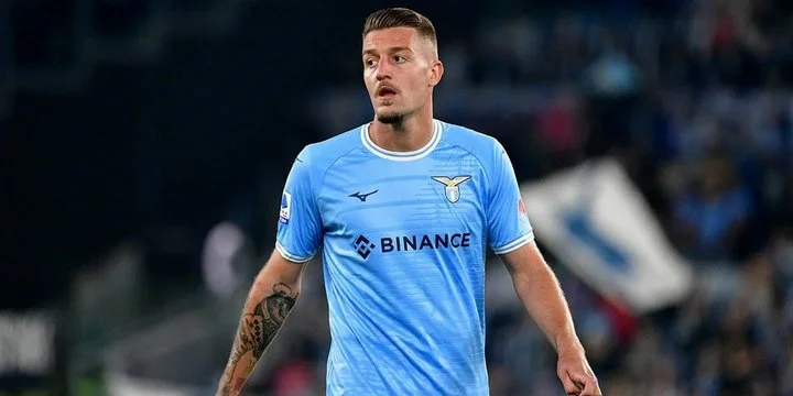 «Ювентус» рассматривает Сергея Милинковича-Савича вместо Адриена Рабьо «Ювентус» рассматривает Сергея Милинковича-Савича вместо Адриена Рабьо