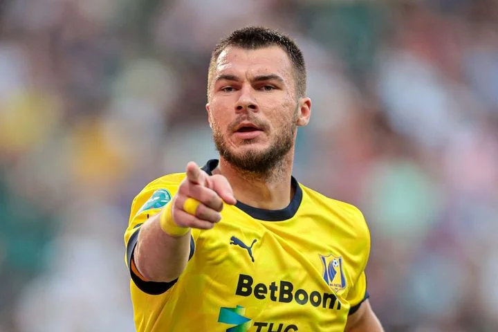 Николай Комличенко: «С таким графиком зимой уже можно будет поздравлять «Зенит» с чемпионством» Николай Комличенко: «С таким графиком зимой уже можно будет поздравлять «Зенит» с чемпионством»