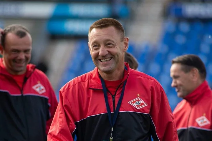 Егор Титов: «Тихонов не должен возглавить «Спартак» Егор Титов: «Тихонов не должен возглавить «Спартак»