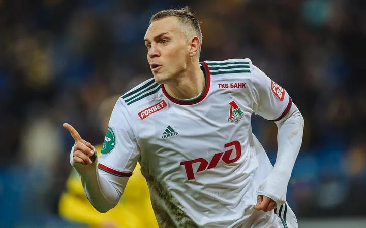 Михаил Галактионов: «Присутствие Дзюбы и отношение к работе не дают шанса остальным относиться к делу спустя рукава» Михаил Галактионов: «Присутствие Дзюбы и отношение к работе не дают шанса остальным относиться к делу спустя рукава»