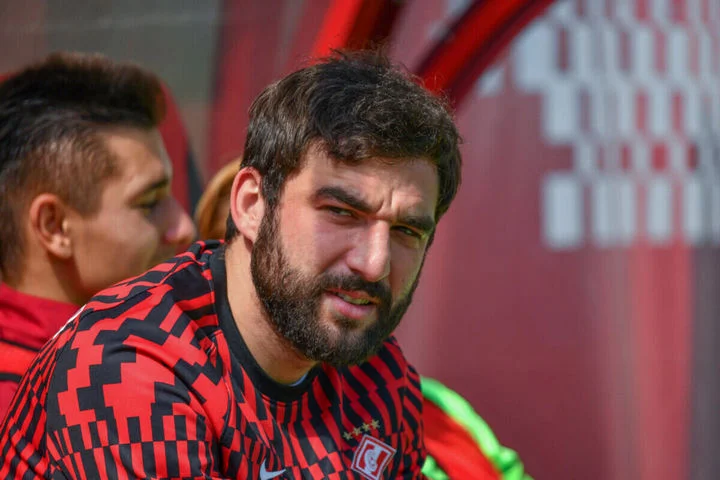 Александр Максименко: «Не могу представить, что Джикия будет без команды по завершении трансферного окна» Александр Максименко: «Не могу представить, что Джикия будет без команды по завершении трансферного окна»