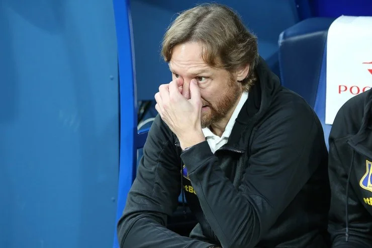 От уныния к взрыву. Встреча Карпина со «Спартаком», и опять скандал От уныния к взрыву. Встреча Карпина со «Спартаком», и опять скандал