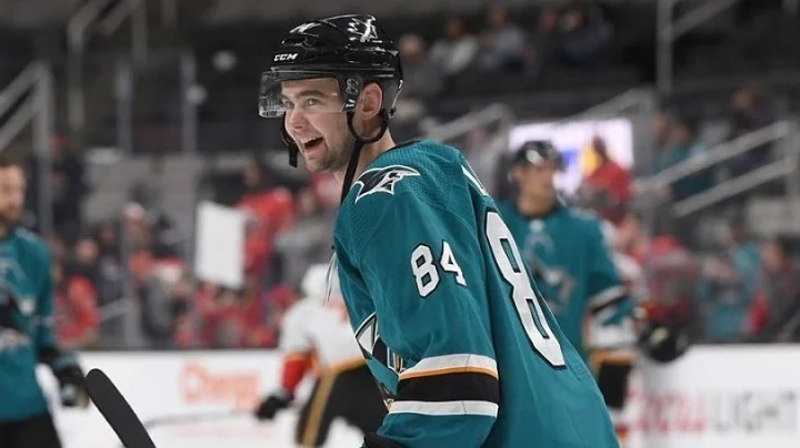 «Каролина» обменяла российского форварда в «Рейнджерс» «Каролина» обменяла российского форварда в «Рейнджерс»