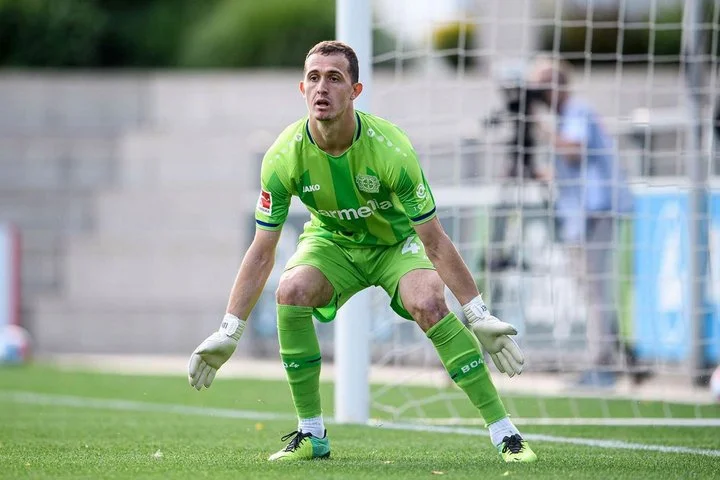 Экс-вратарь «Зенита» Андрей Лунев: «Голкиперы «Байера» сильные, в том числе капитан команды, что, конечно, все затрудняет немного, но тем интереснее» Экс-вратарь «Зенита» Андрей Лунев: «Голкиперы «Байера» сильные, в том числе капитан команды, что, конечно, все затрудняет немного, но тем интереснее»