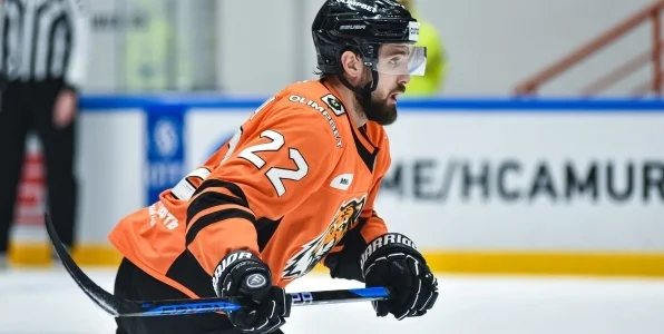 «Оказались в такой заднице, что выбираться придется долго». Интервью Барулина из «Амура» «Оказались в такой заднице, что выбираться придется долго». Интервью Барулина из «Амура»