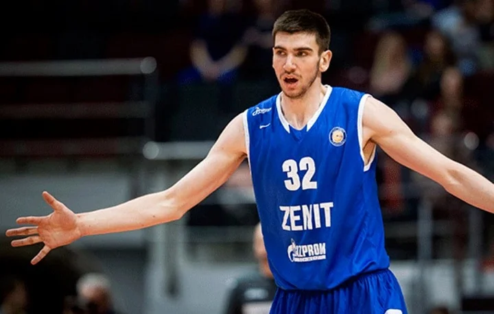 Андрей Десятников: «Спасибо ЦСКА за оказанное доверие! Приложу все усилия, чтобы быть полезным команде» Андрей Десятников: «Спасибо ЦСКА за оказанное доверие! Приложу все усилия, чтобы быть полезным команде»