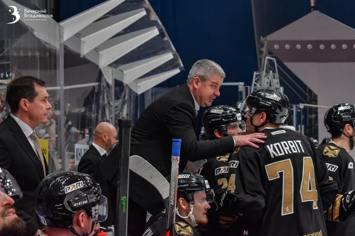 Леонид Тамбиев после 1:3 с «Автомобилистом»: «Игровая дисциплина подвела, удаление, которое привело к взятию ворот» Леонид Тамбиев после 1:3 с «Автомобилистом»: «Игровая дисциплина подвела, удаление, которое привело к взятию ворот»