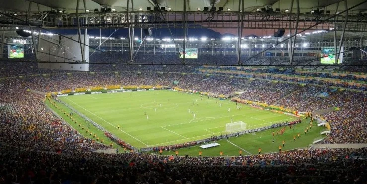 91 тысяча зрителей на женском футболе и более двухсот тысяч на «Маракане». Безумные рекорды посещаемости 91 тысяча зрителей на женском футболе и более двухсот тысяч на «Маракане». Безумные рекорды посещаемости