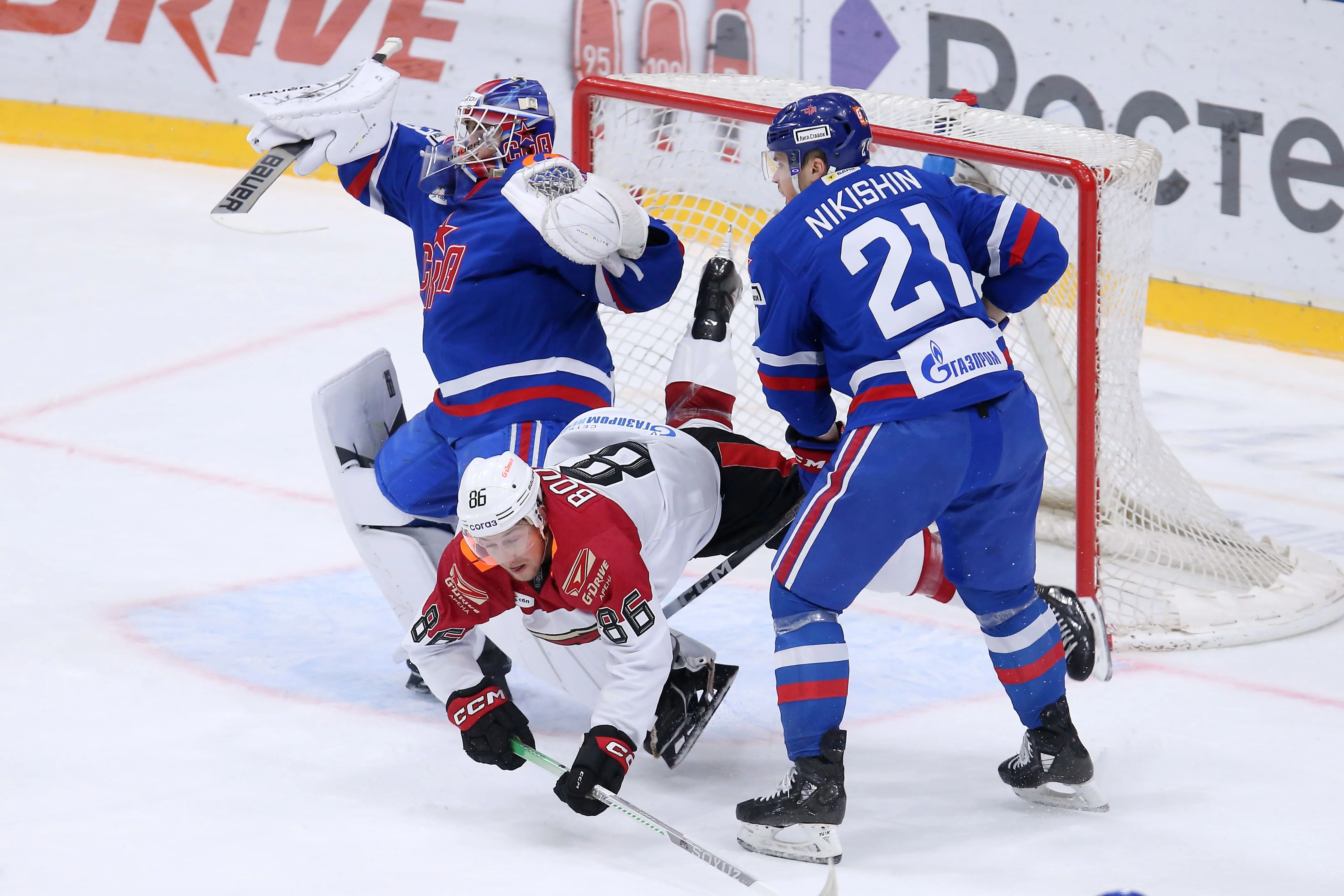 СКА дискредитирует российский хоккей? Зачем хоккеисты в Питере добровольно отказываются от денег СКА дискредитирует российский хоккей? Зачем хоккеисты в Питере добровольно отказываются от денег