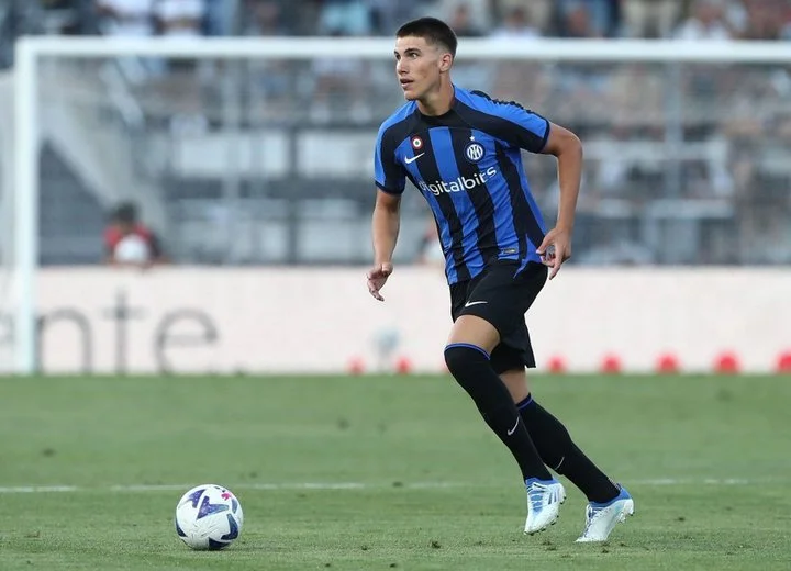 «Челси» подпишет шестилетний контракт с Чезаре Казадеи из «Интера» «Челси» подпишет шестилетний контракт с Чезаре Казадеи из «Интера»