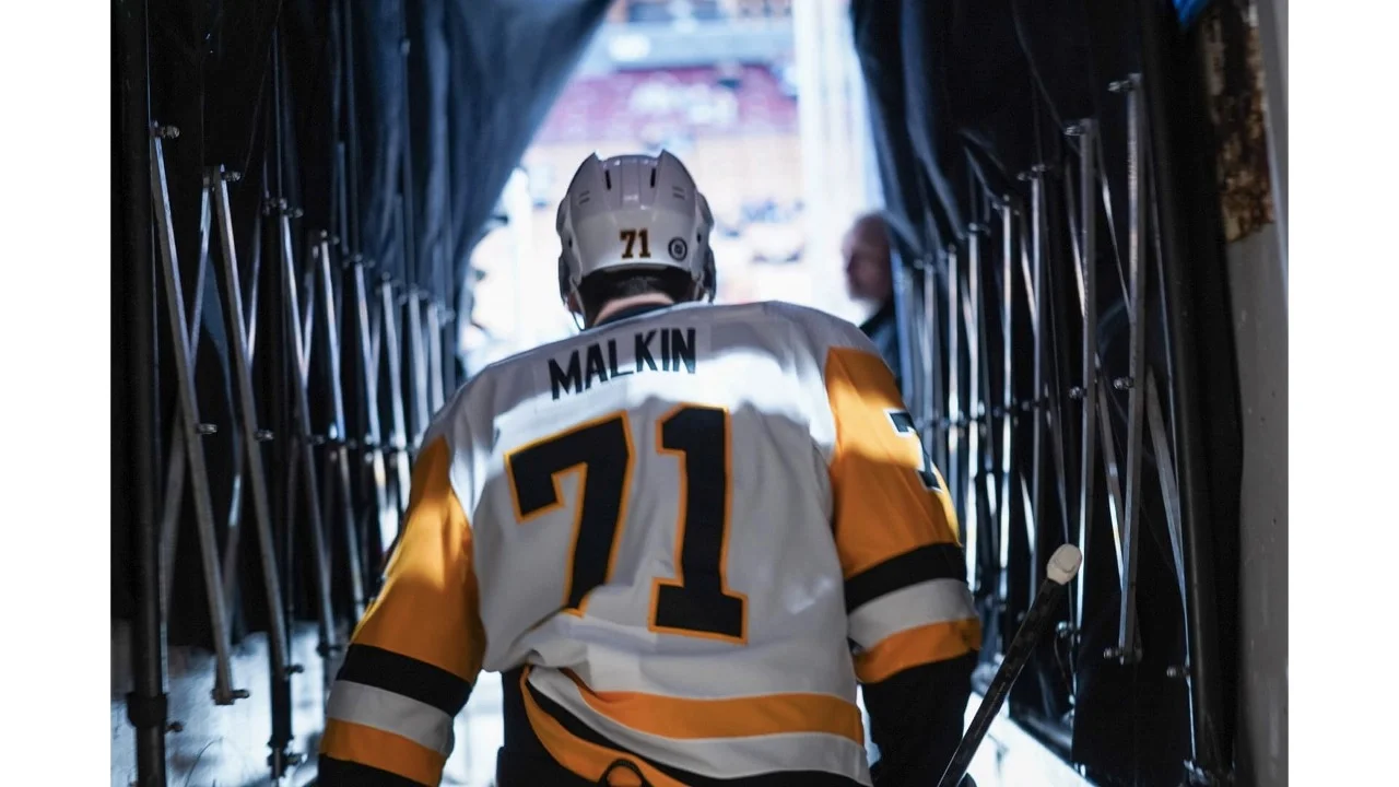 Плющев: не согласен с теми, кто считает Малкина недооцененным игроком. Он один из самых уважаемых хоккеистов «Питтсбурга» и НХЛ Плющев: не согласен с теми, кто считает Малкина недооцененным игроком. Он один из самых уважаемых хоккеистов «Питтсбурга» и НХЛ