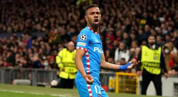 Лоди после победного гола в матче с МЮ: «Должен поблагодарить Симеоне за новую роль на поле» Лоди после победного гола в матче с МЮ: «Должен поблагодарить Симеоне за новую роль на поле»