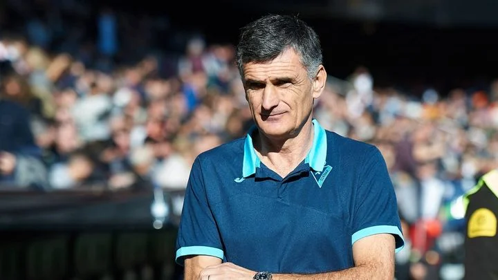 Тренер «Олимпиакоса» Хосе Луис Мендилибар: «Должен поблагодарить «Севилью» за моё увольнение, иначе меня бы не было в полуфинале Лиги конференций» Тренер «Олимпиакоса» Хосе Луис Мендилибар: «Должен поблагодарить «Севилью» за моё увольнение, иначе меня бы не было в полуфинале Лиги конференций»