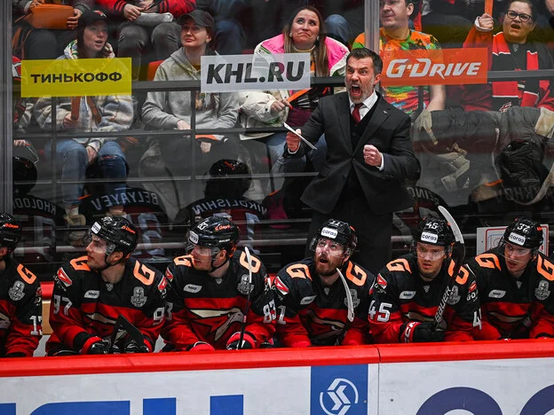 Кожевников: Отработает ли Звягин контракт в «Авангарде»? Я же не бабка-угадка Кожевников: Отработает ли Звягин контракт в «Авангарде»? Я же не бабка-угадка